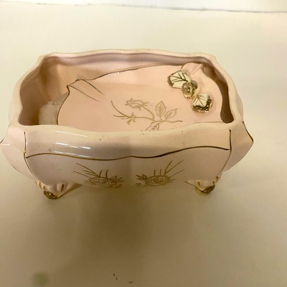 Light Pink Porcelain Vintage Cigarette Box With 2 Matching Ashtrays - Picture 6 of 12